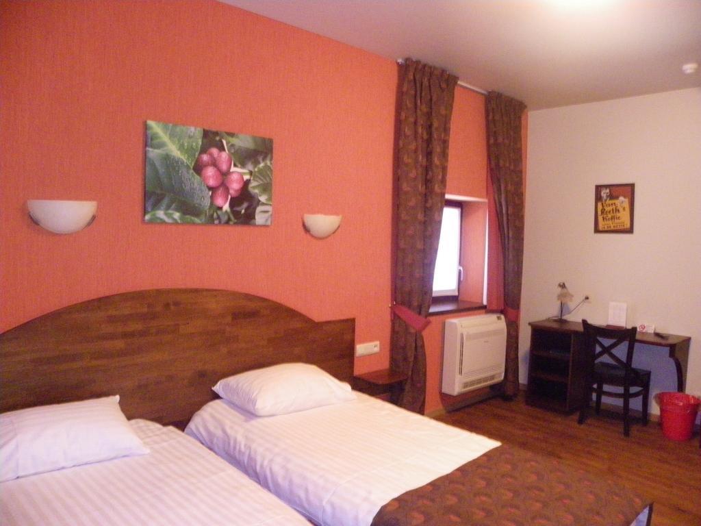 Hotel Van Reeth'S Koffiebranderij Puurs Habitación foto